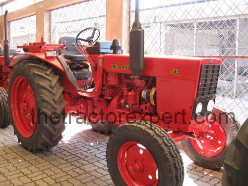 Belarus 802 fiche technique et avis