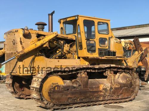 Caterpillar D90 fiche technique et avis