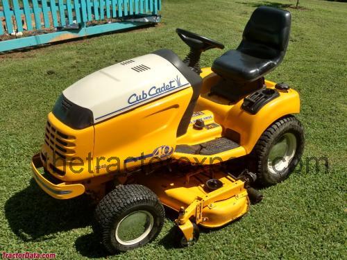 Cub Cadet 3240 fiche technique et avis