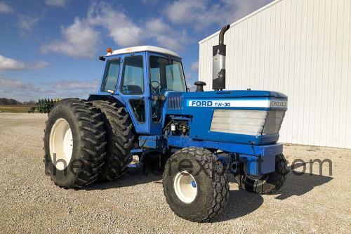 Ford TW-30 fiche technique et avis
