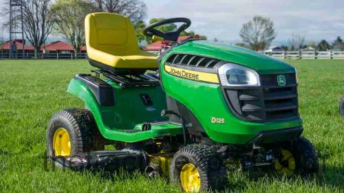 John Deere D125 fiche technique et avis