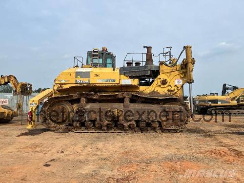Komatsu D575 fiche technique et avis